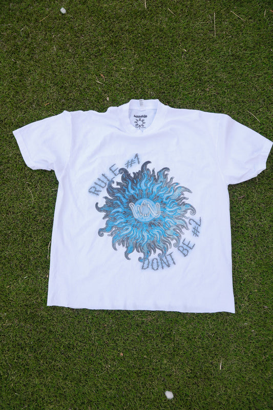 WIN TEE- white/blue